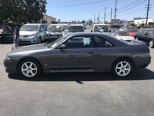 1994 Gray Nissan GT-R Coupe