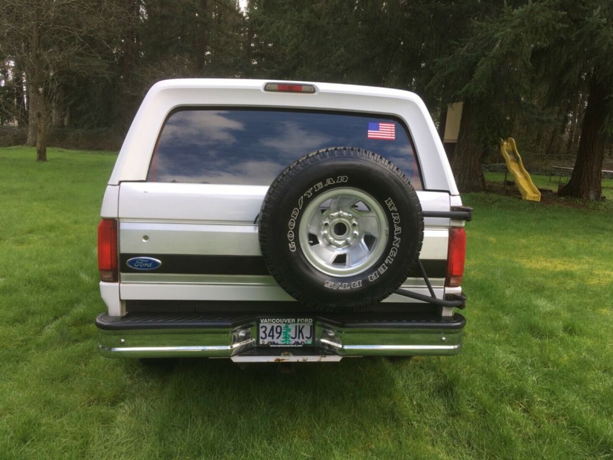 1994 White Ford Bronco SUV