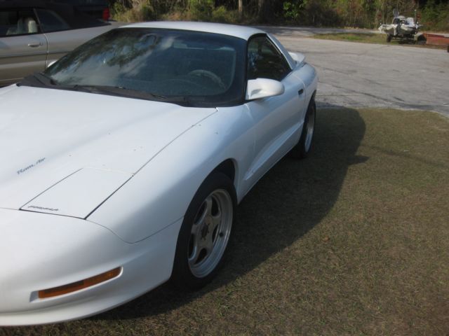 1994 White Pontiac Firebird Coupe