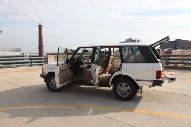 1994 White Land Rover Range Rover SUV