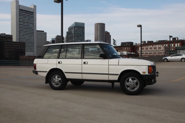 1994 White Land Rover Range Rover SUV