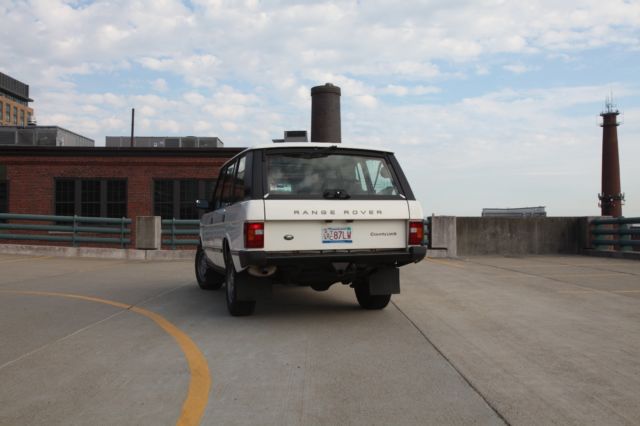 1994 White Land Rover Range Rover SUV