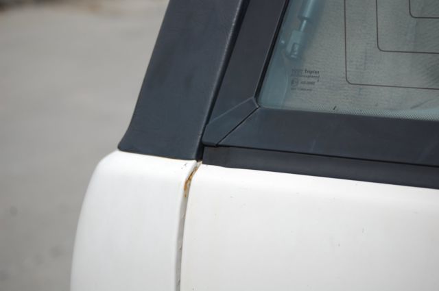 1994 Alpine White Land Rover Range Rover SUV