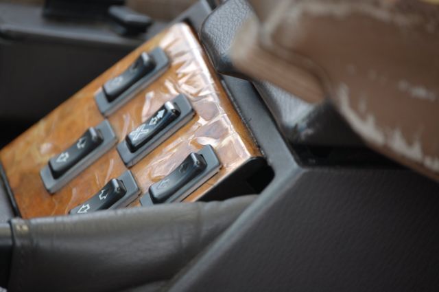 1994 Alpine White Land Rover Range Rover SUV