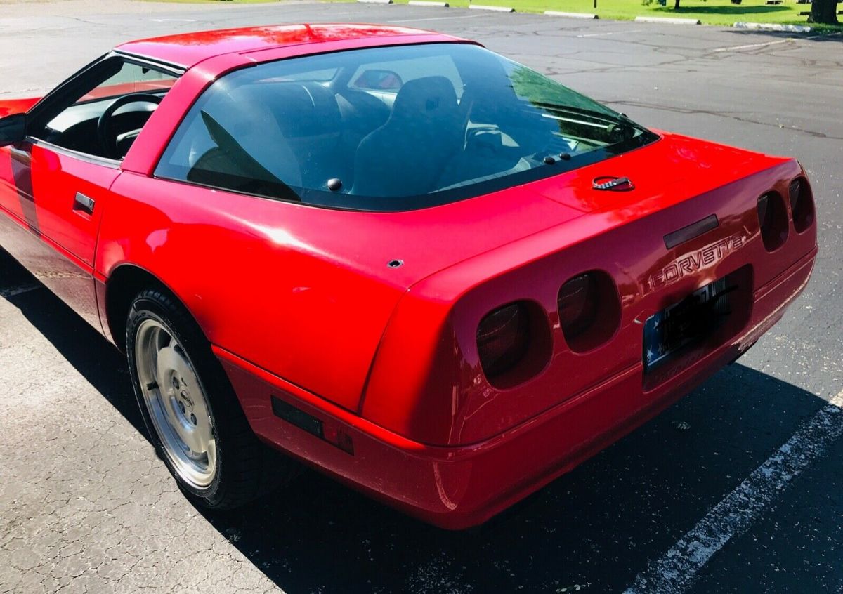 1994 Red Chevrolet Corvette Coupe