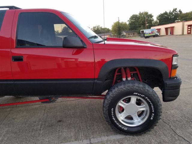 1994 Red Chevrolet Blazer