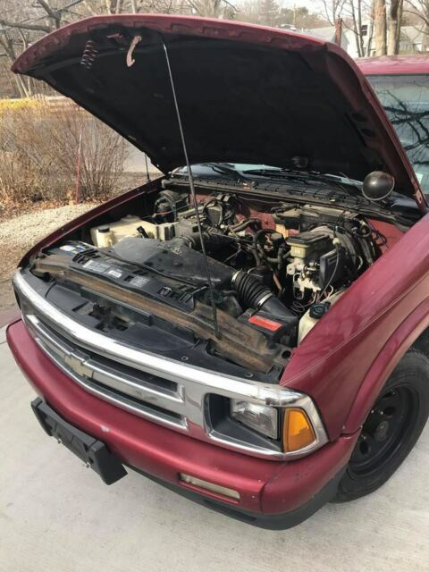 1994 Red Chevrolet S-10 Standard Cab Pickup