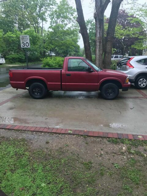 1994 Red Chevrolet S-10 Standard Cab Pickup