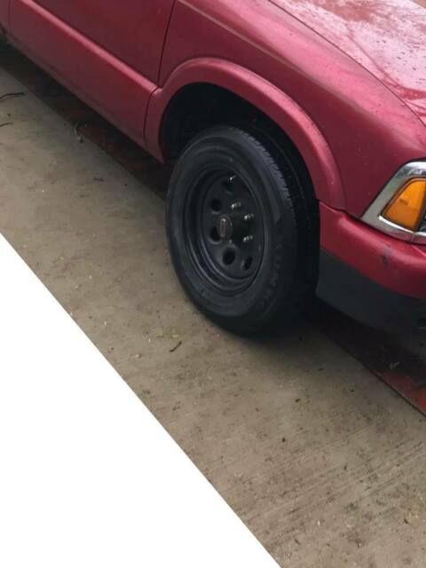 1994 Red Chevrolet S-10 Standard Cab Pickup