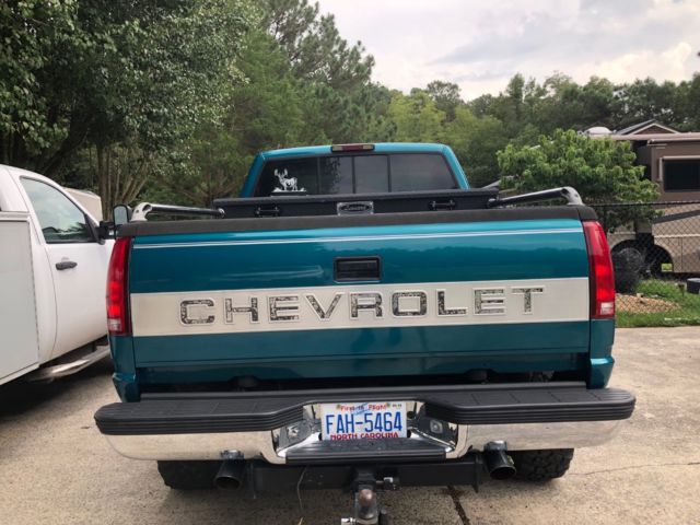 1994 Green Chevrolet Silverado 1500 Standard Cab Pickup