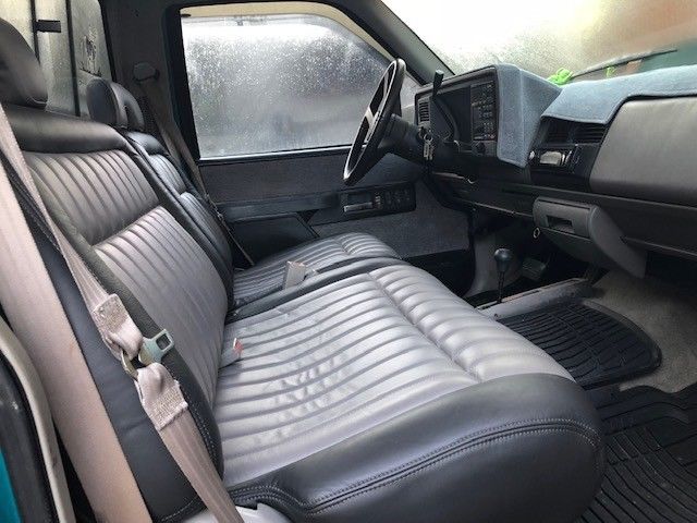 1994 Green Chevrolet Silverado 1500 Standard Cab Pickup