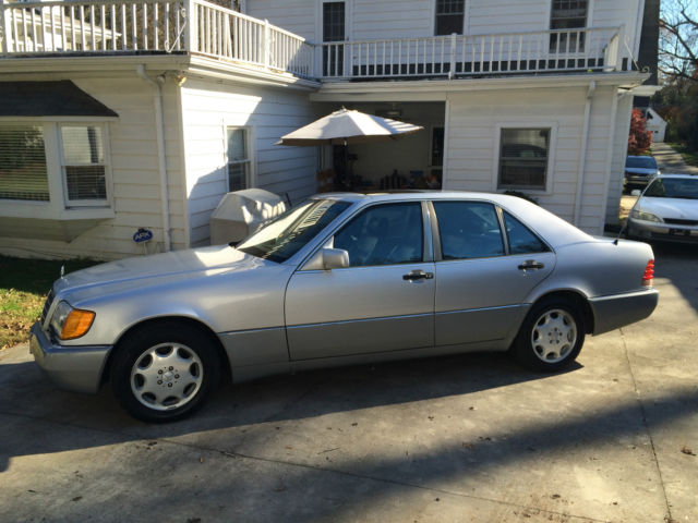 1994 Silver Mercedes-Benz S-Class Sedan