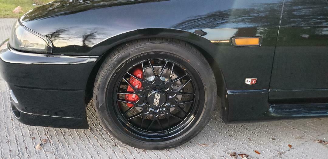 1994 Black Nissan SKYLINE R33 Coupe