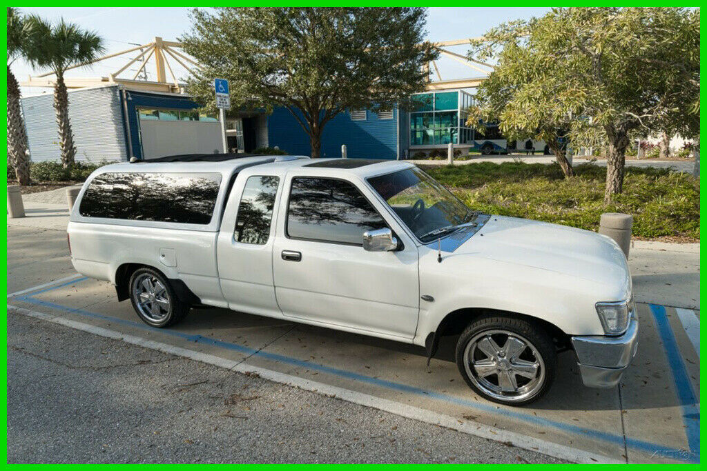 1994 White Toyota 2WD Trucks Pickup Truck