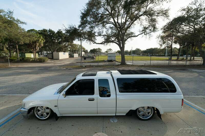 1994 White Toyota 2WD Trucks Pickup Truck