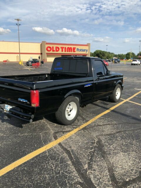 1994 Black Ford F-150 Cab & Chassis