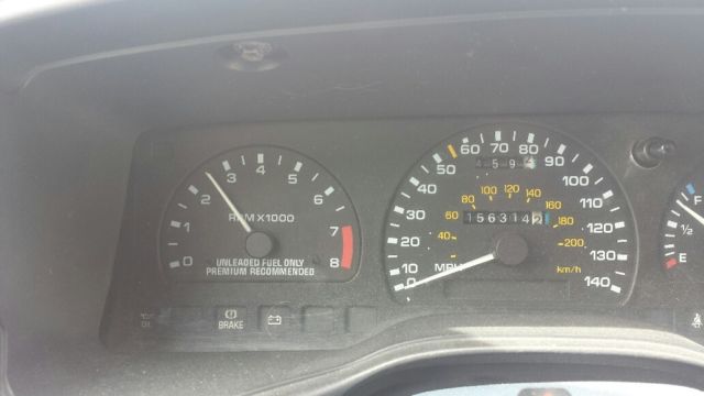 1994 Blue/Black Ford Taurus Wagon