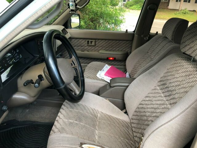 1994 White Toyota 4Runner suv