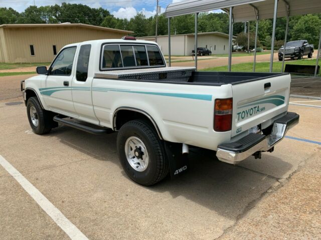 1994 White Toyota Tacoma