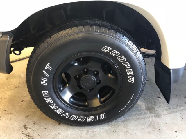 1994 White Toyota Land Cruiser SUV