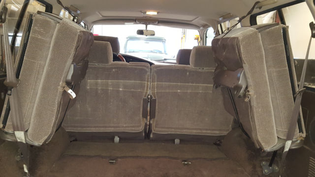 1994 Gold Toyota Land Cruiser SUV