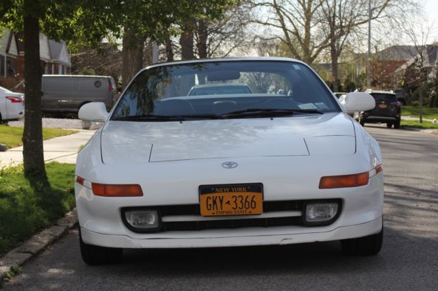 1994 White Toyota MR2 Coupe