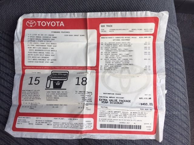 1994 White Toyota Pickup Extended Cab Pickup