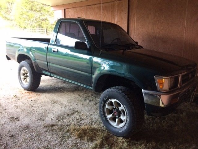 19940000 Green Toyota T100 Standard Cab Pickup