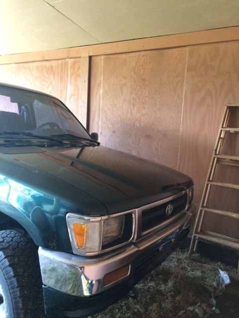 19940000 Green Toyota T100 Standard Cab Pickup