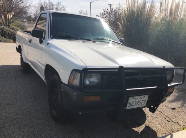 1994 White Toyota Pickup Crew Cab Pickup