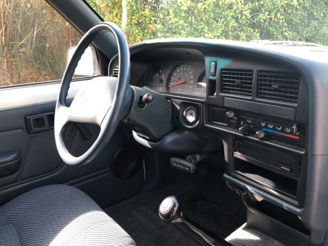 1994 White Toyota Pickup Crew Cab Pickup