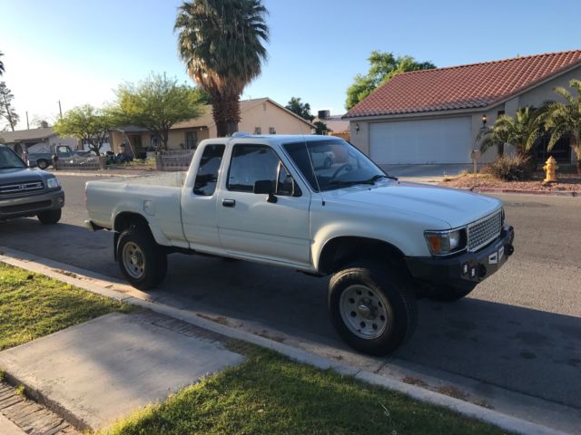 1994 White Toyota XLX HTP Extended Cab Pickup