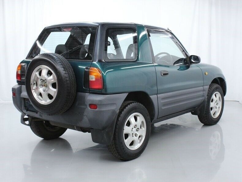 1994 Green Toyota RAV4 SUV