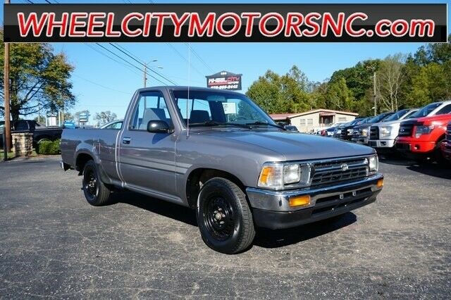 1994 Gray Toyota Truck --