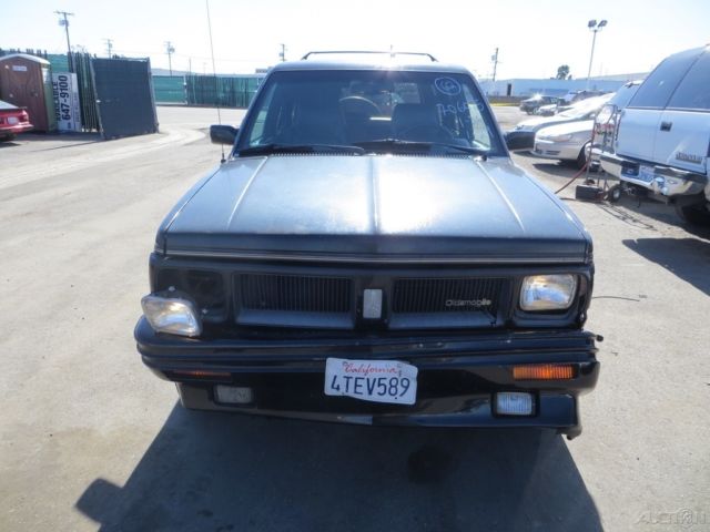 1994 Black Oldsmobile Bravada SUV