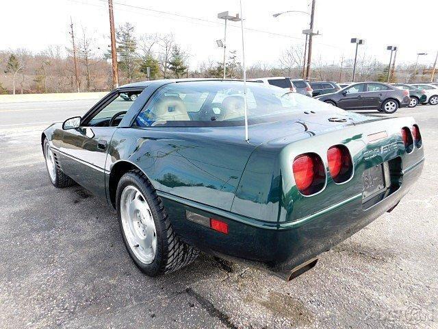 1994 Red Chevrolet Corvette Coupe