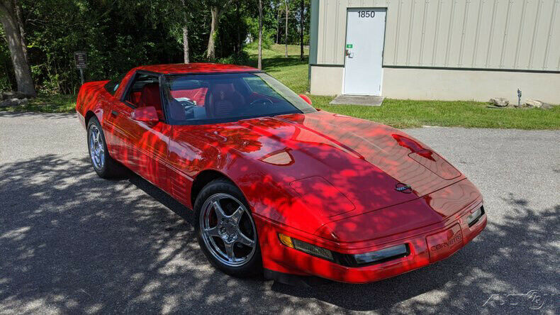 1994 Red Chevrolet Corvette Hatchback