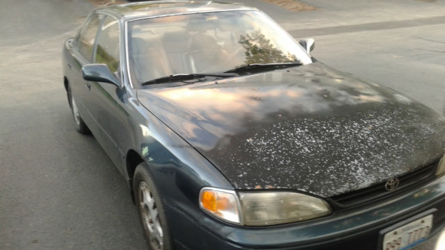 19940000 Green Toyota Camry Sedan