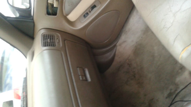 19940000 Green Toyota Camry Sedan