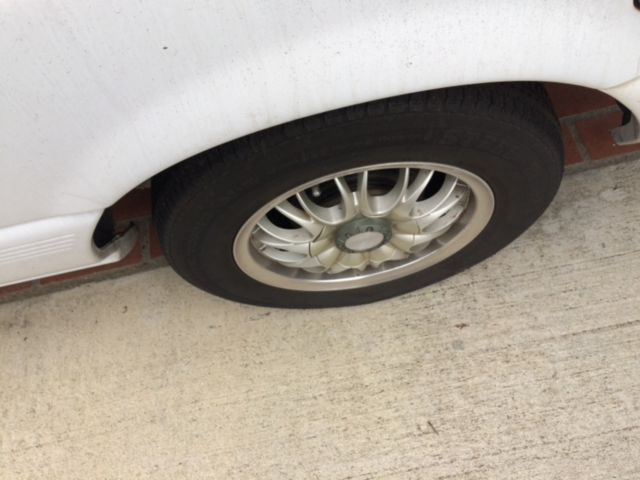 1994 White Nissan Sentra Sedan