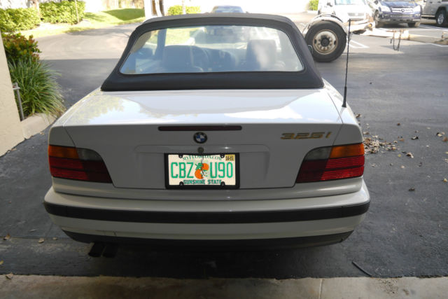 1994 White BMW 3-Series Convertible