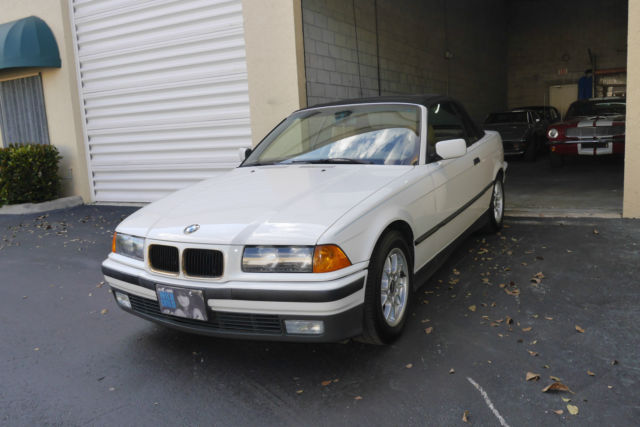 1994 White BMW 3-Series Convertible