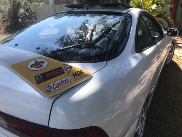 1994 White Acura Integra Coupe