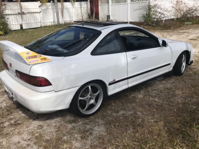 1994 White Acura Integra Coupe