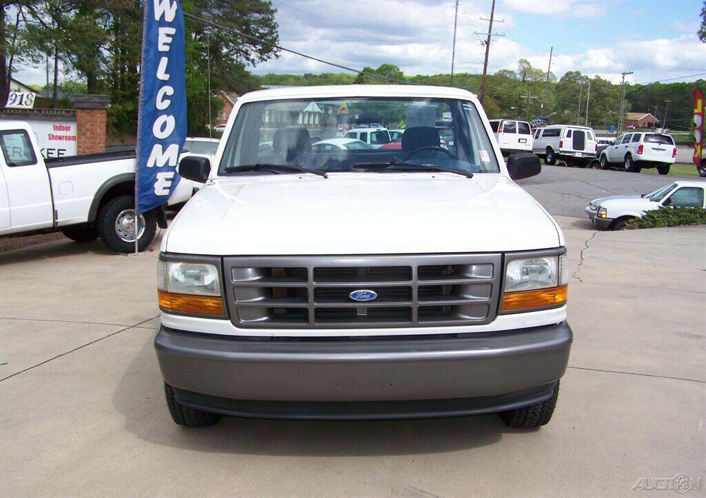 1994 White Ford F-150 Pickup Truck