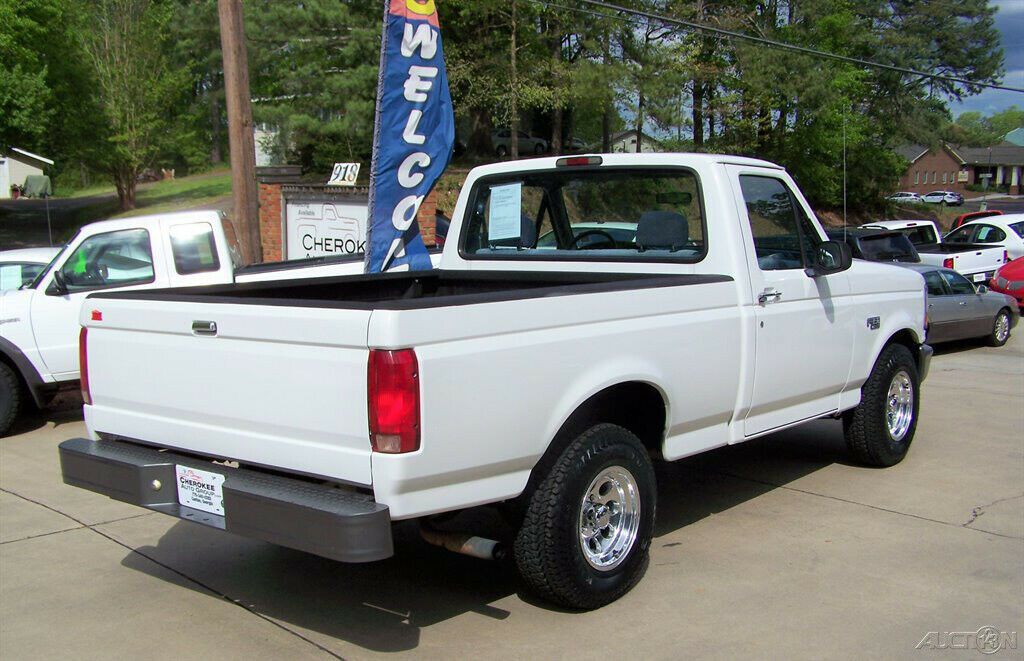 1994 White Ford F-150 Pickup Truck