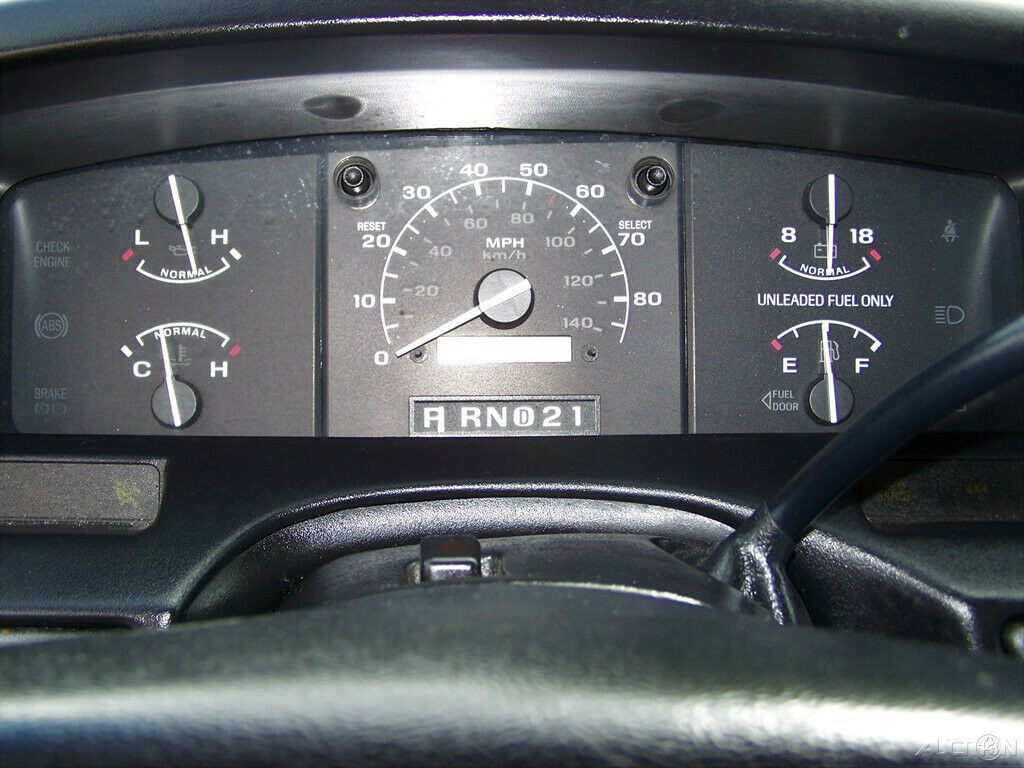 1994 White Ford F-150 Pickup Truck