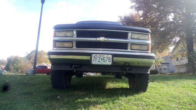 1994 Red Chevrolet C/K Pickup 1500 Regular Cab Pickup