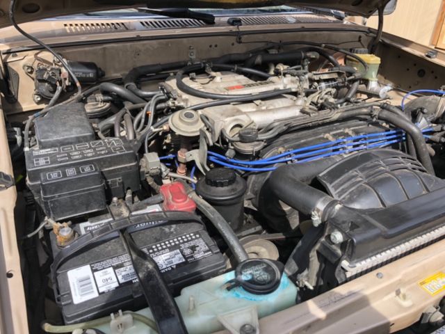 1995 Gold Toyota 4Runner SUV