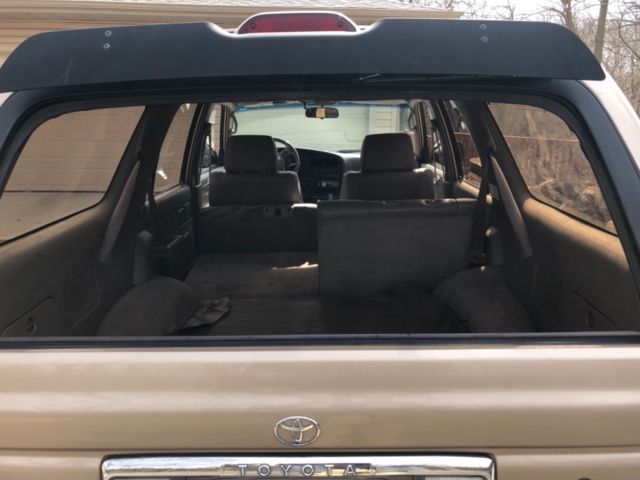 1995 Gold Toyota 4Runner SUV